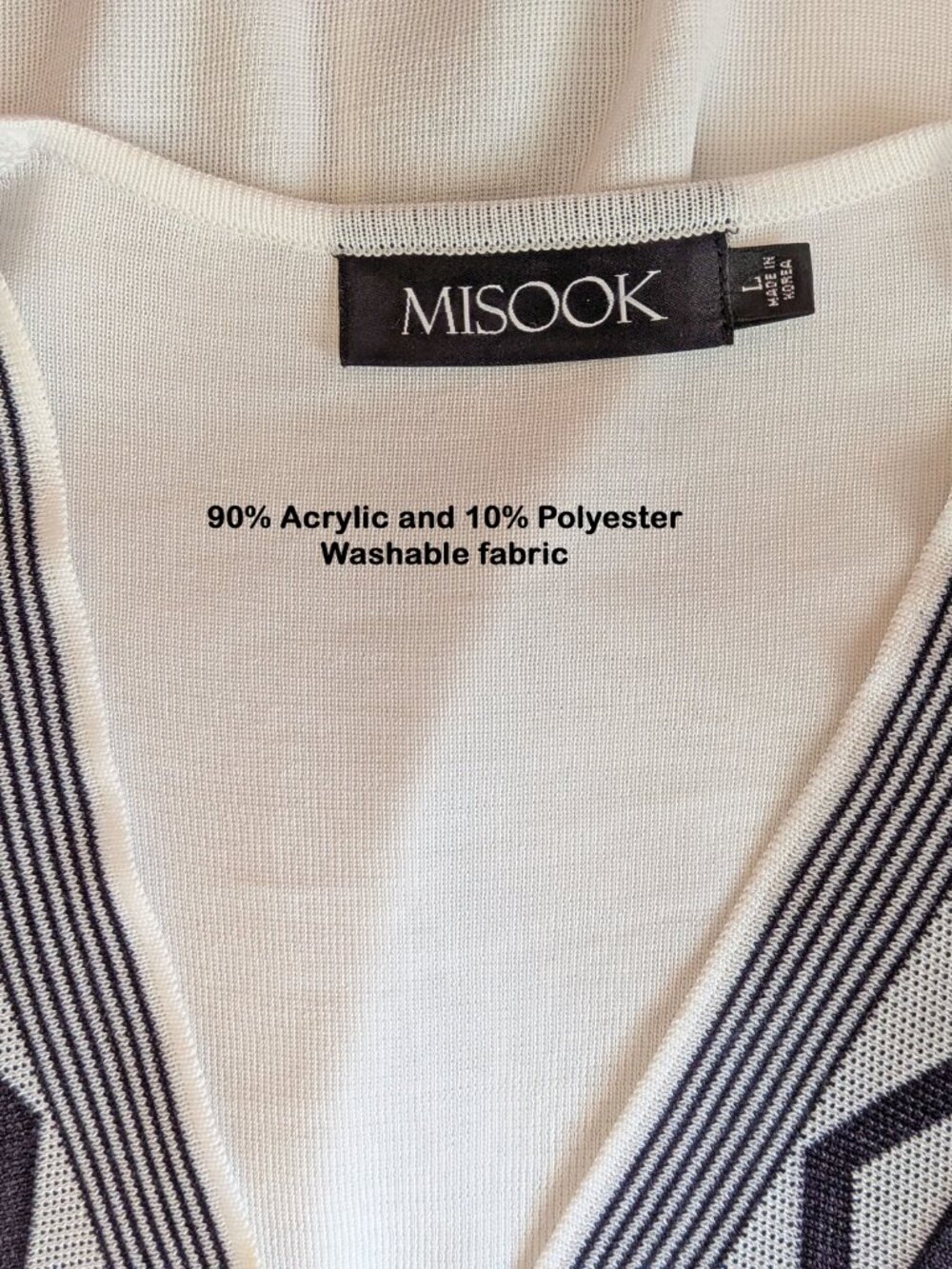 40" bust MISOOK knit blazer, White, Black striped trim, V neck, Hidden hooks - Picture 4 of 16